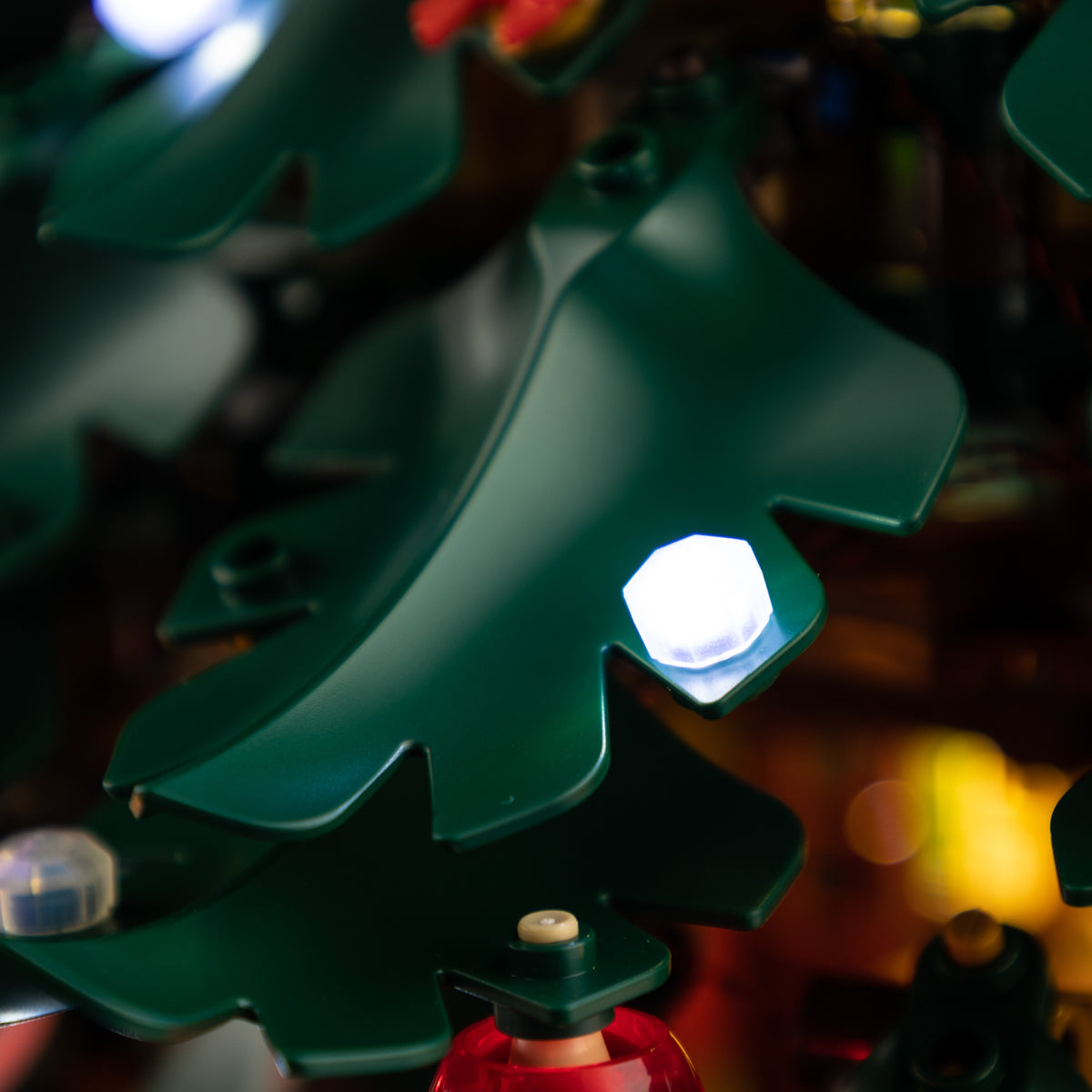 LEGO Family Christmas Tree 41843 Light Kit
