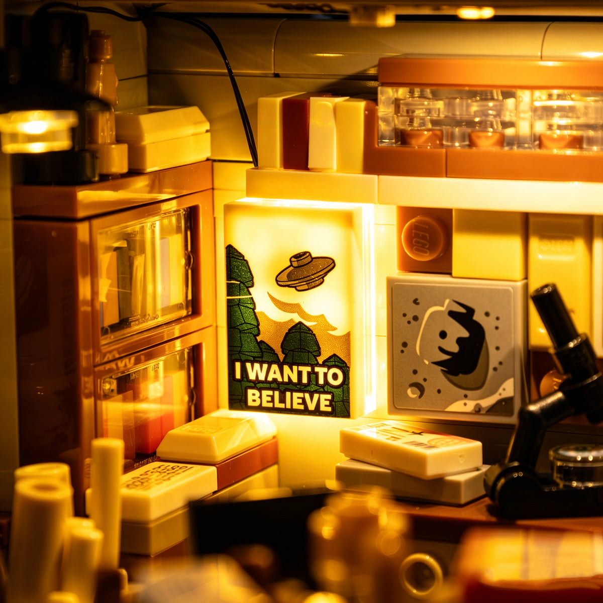 LEGO® The X-Files 21369 Light Kit