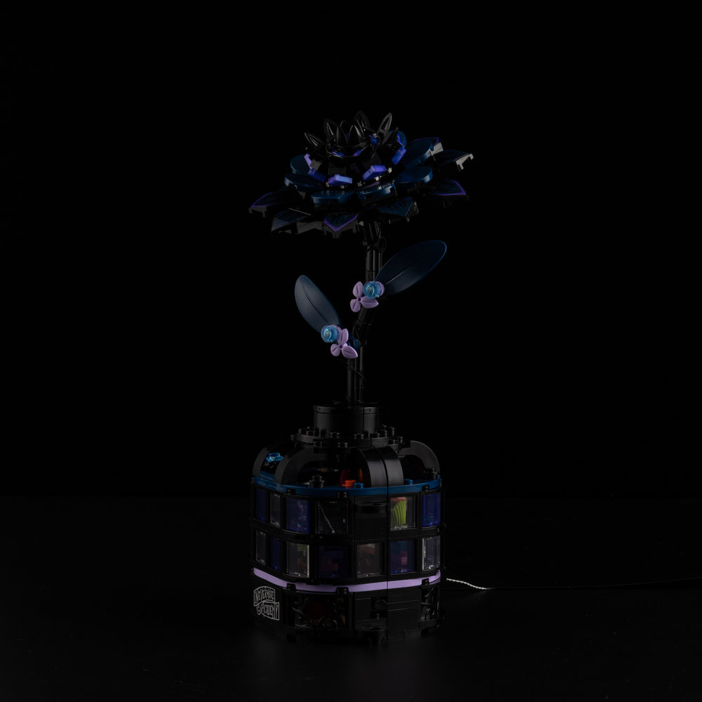 LEGO® Wednesday | Black Dahlia Flower 76784 Light Kit