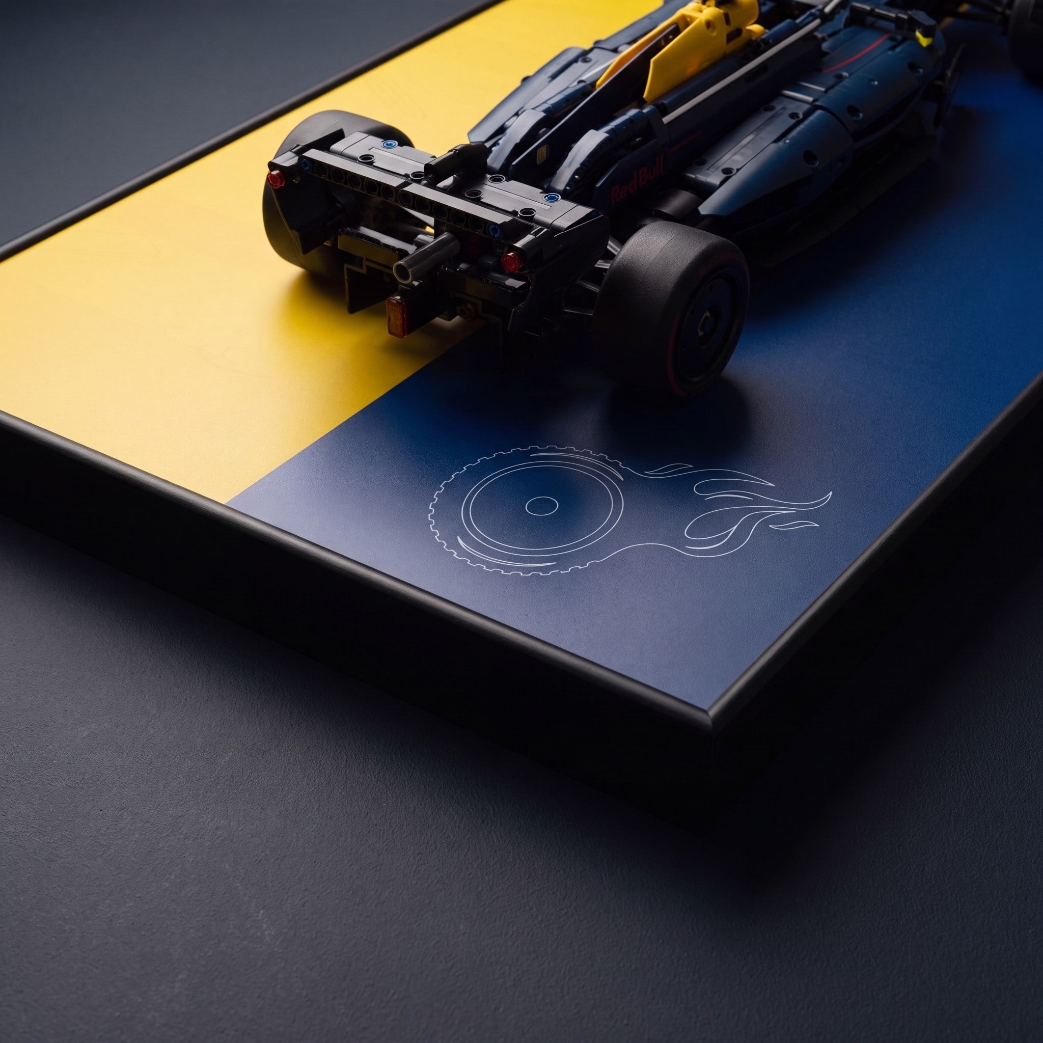 Display Wall-Mount for LEGO® Oracle Red Bull Racing RB20 F1 Car 42206